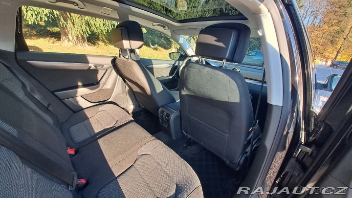 Volkswagen Passat 2,0   TDi 103Kw CONFORTLI 2012