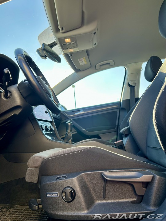 Volkswagen Golf  2018