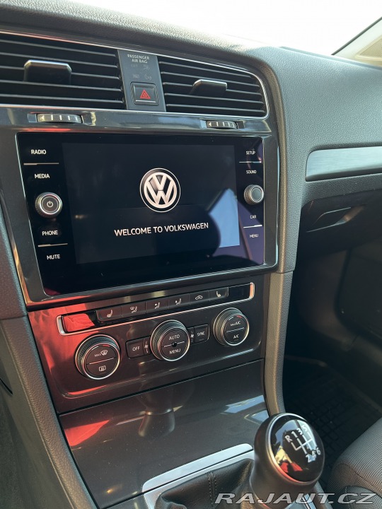 Volkswagen Golf  2018