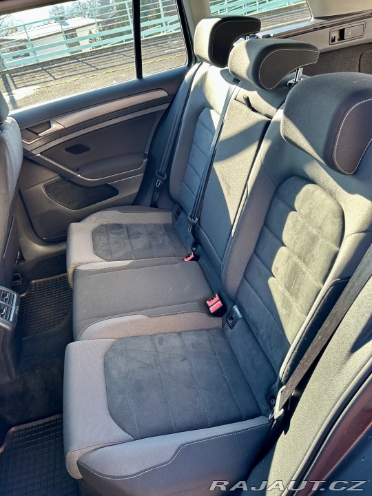 Volkswagen Golf  2018