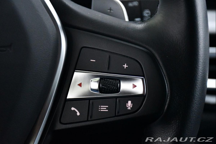 BMW 3 320d xDrive TAŽNÉ 1M 3L-Z 2023