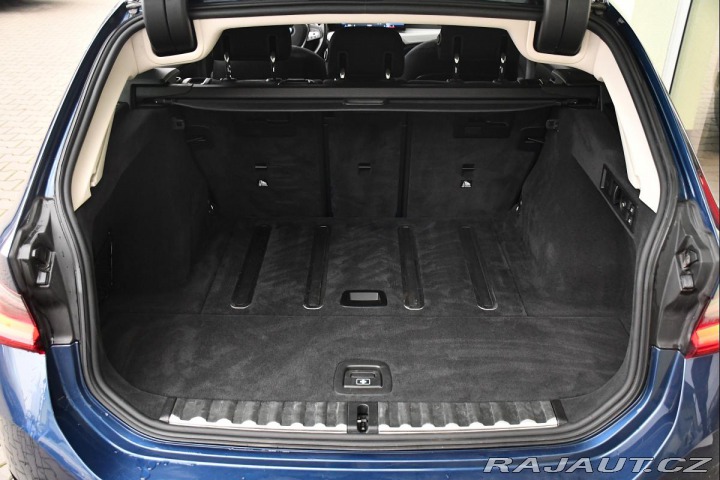 BMW 3 320d xDrive TAŽNÉ 1M 3L-Z 2023
