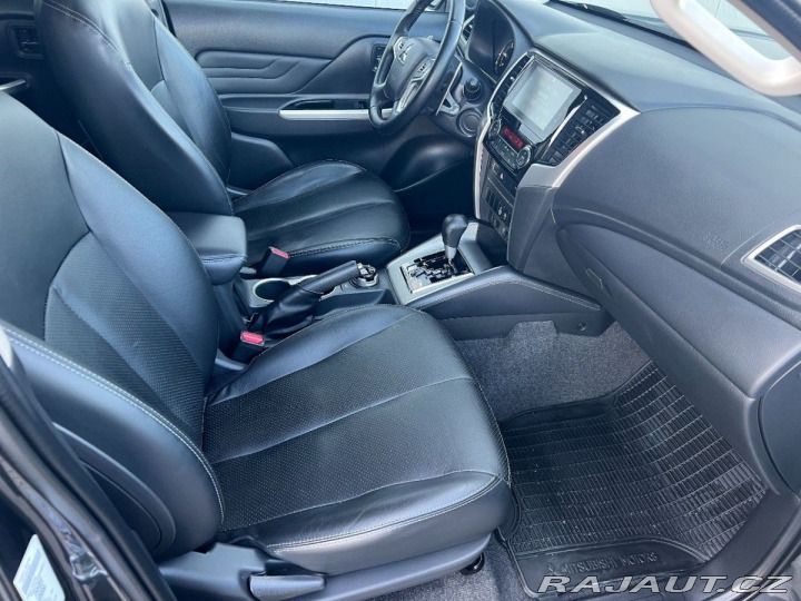 Mitsubishi L200 2.2 DI-D 4WD INSTYLE+ Aut 2022