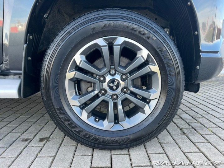 Mitsubishi L200 2.2 DI-D 4WD INSTYLE+ Aut 2022