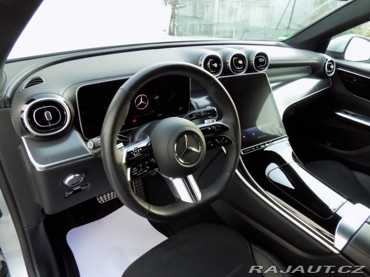 Mercedes-Benz GLC 300e/AMG/4Matic/DPH/LED/ 2024