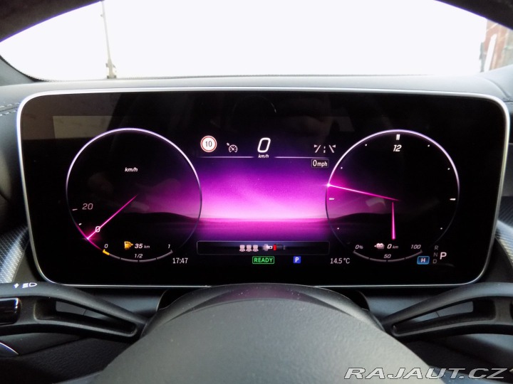 Mercedes-Benz GLC 300e/AMG/4Matic/DPH/LED/ 2024