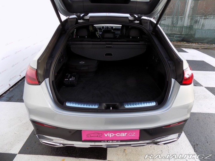 Mercedes-Benz GLC 300e/AMG/4Matic/DPH/LED/ 2024