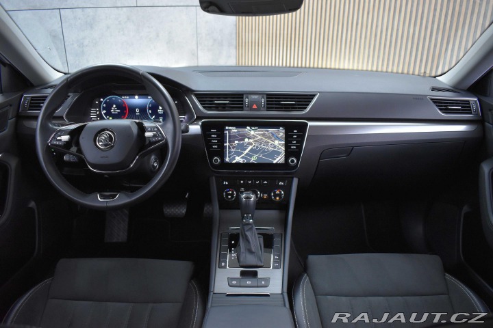 Škoda Superb 2.0 TDI REZERVACE 2024