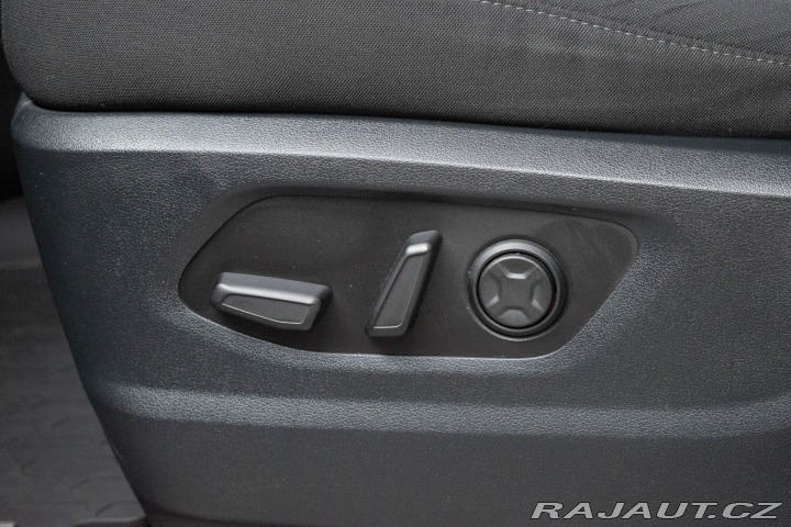 Hyundai Staria 2.2 CRDi*REZERVACE* 2023