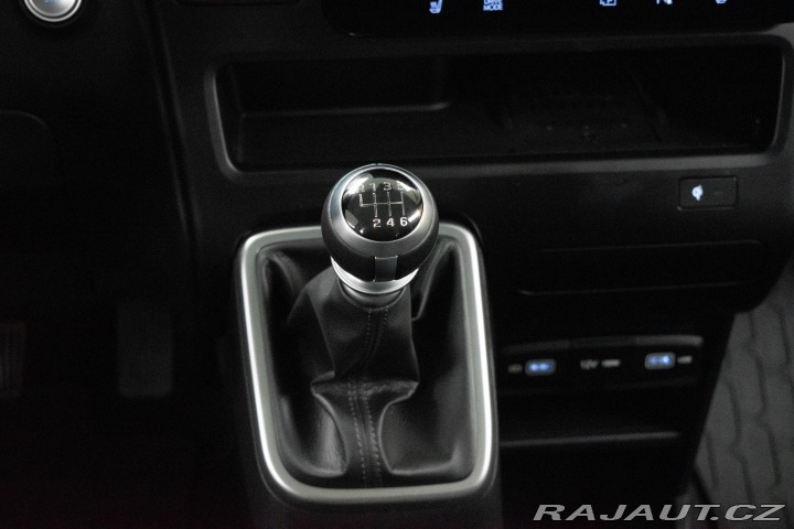 Hyundai Staria 2.2 CRDi 9.MÍST*ZÁRUKA*2x 2023