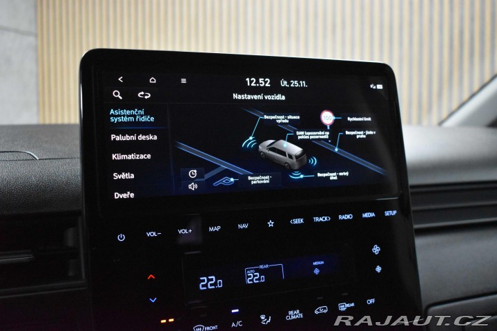 Hyundai Staria 2.2 CRDi*REZERVACE* 2023