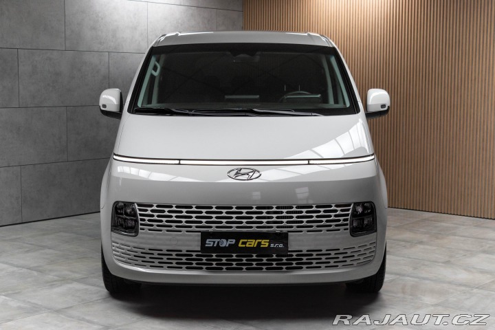 Hyundai Staria 2.2 CRDi 9.MÍST*ZÁRUKA*2x 2023