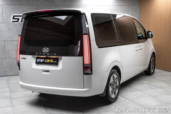 Hyundai Staria 2.2 CRDi 9.MÍST*ZÁRUKA*2x 2023