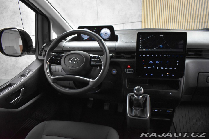 Hyundai Staria 2.2 CRDi 9.MÍST*ZÁRUKA*2x 2023