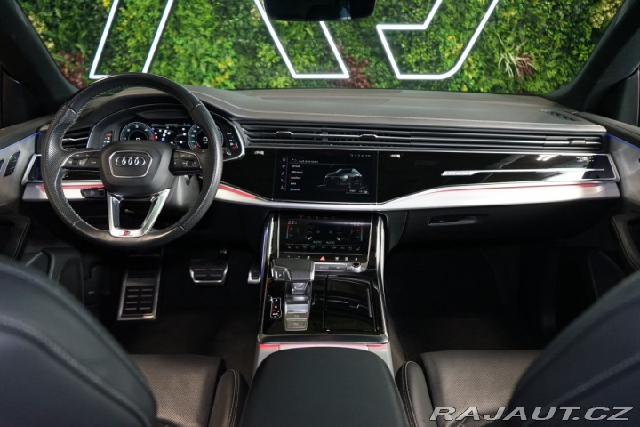 Audi Q8 50 TDI*MASÁŽ*NEZ.TOP*PANO 2022
