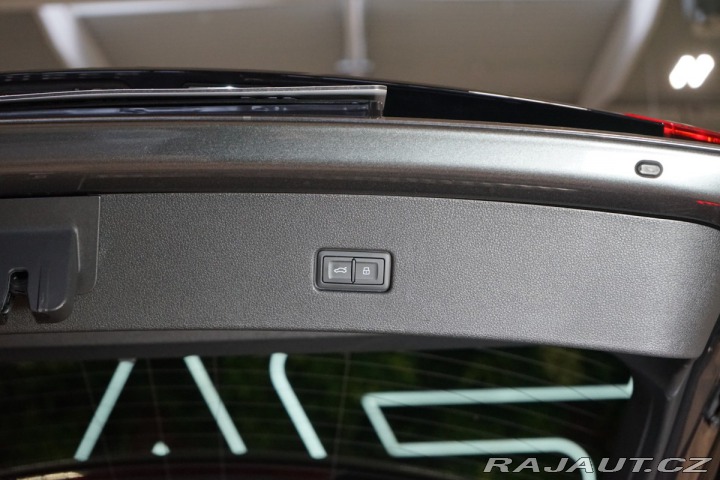 Audi Q8 50 TDI*MASÁŽ*NEZ.TOP*PANO 2022