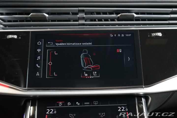 Audi Q8 50 TDI*MASÁŽ*NEZ.TOP*PANO 2022