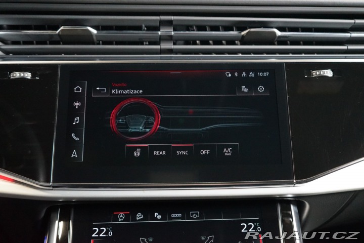 Audi Q8 50 TDI*MASÁŽ*NEZ.TOP*PANO 2022