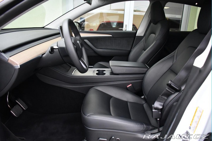 Tesla Model Y RWD STANDARD RANGE 1M 2022