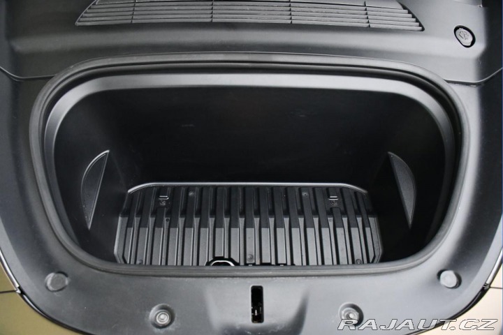 Tesla Model Y RWD STANDARD RANGE 1M 2022