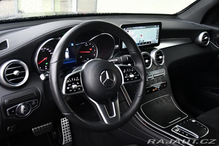 Mercedes-Benz GLC 300e 4MATIC AMG TAŽNÉ 1M 2022
