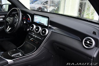 Mercedes-Benz GLC 300e 4MATIC AMG TAŽNÉ 1M 2022