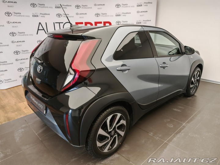 Toyota Aygo 1.0 Style 2024