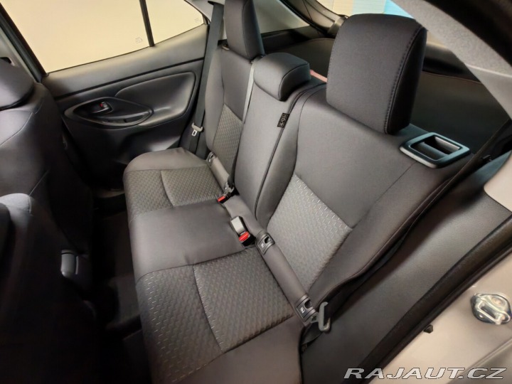 Toyota Yaris Cross 1,5 AT Hybrid Comfort 2025