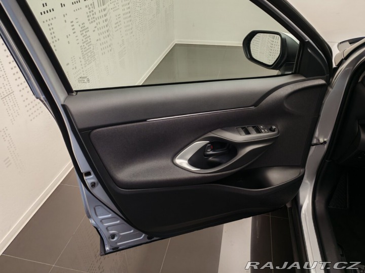 Toyota Yaris Cross 1,5 AT Hybrid Comfort 2024