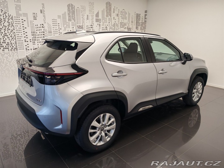 Toyota Yaris Cross 1,5 AT Hybrid Comfort 2024