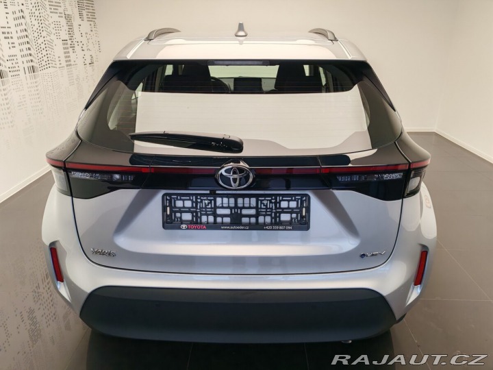 Toyota Yaris Cross 1,5 AT Hybrid Comfort 2024