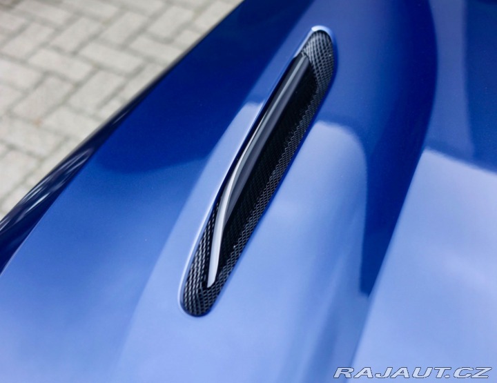 Aston Martin Ostatní modely DB11 5.2 V12 | 360kamera 2016