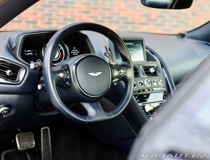 Aston Martin Ostatní modely DB11 5.2 V12 | 360kamera 2016