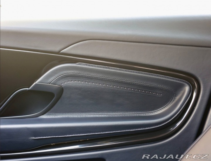 Aston Martin Ostatní modely DB11 5.2 V12 | 360kamera 2016