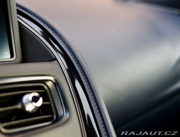 Aston Martin Ostatní modely DB11 5.2 V12 | 360kamera 2016