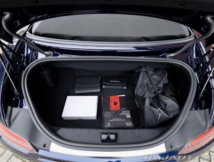 Aston Martin Ostatní modely DB11 5.2 V12 | 360kamera 2016