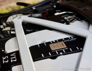 Aston Martin Ostatní modely DB11 5.2 V12 | 360kamera 2016