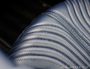 Aston Martin Ostatní modely DB11 5.2 V12 | 360kamera 2016