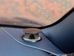 Aston Martin Ostatní modely DB11 5.2 V12 | 360kamera 2016