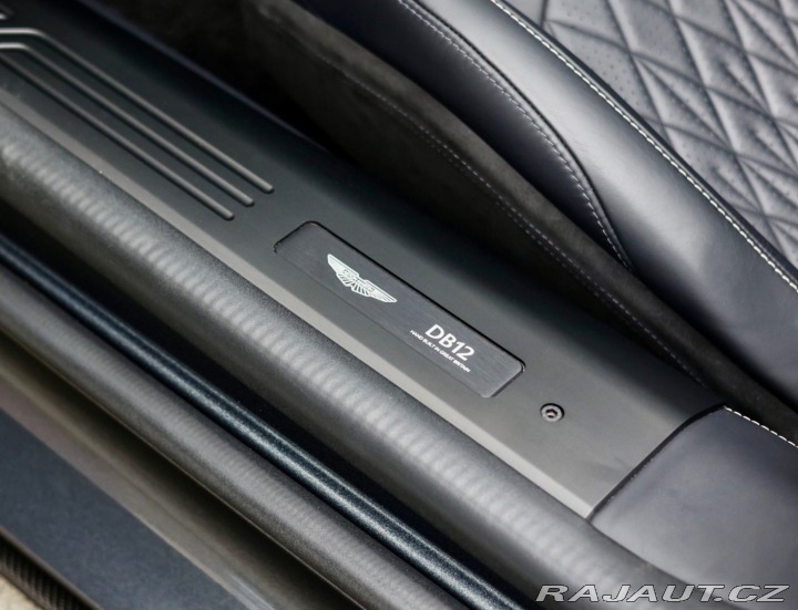 Aston Martin DB12 4.0 V8 Volante | Xenon š 2025