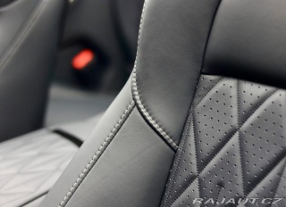 Aston Martin DB12 4.0 V8 Volante | Xenon š 2025