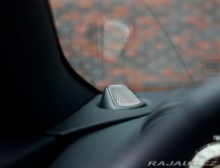 Aston Martin DB12 4.0 V8 Volante | Xenon š 2025