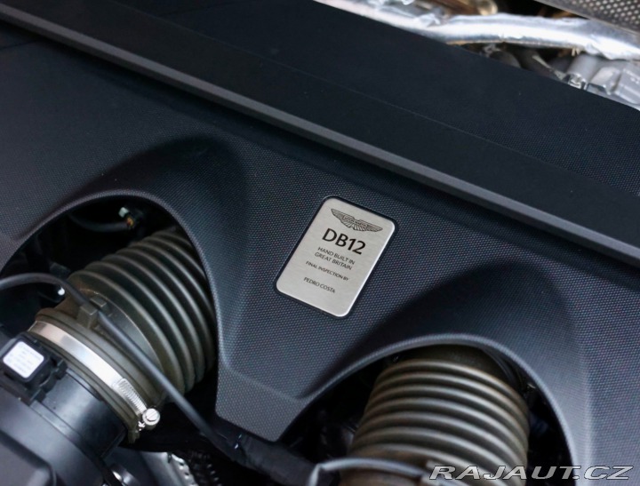 Aston Martin DB12 4.0 V8 Volante | Green m 2024