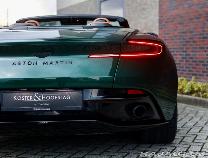 Aston Martin DB12 4.0 V8 Volante | Green m 2024