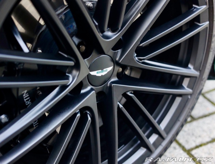 Aston Martin DB12 4.0 V8 Volante | Green m 2024