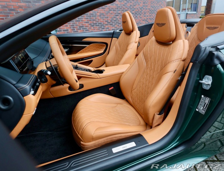 Aston Martin DB12 4.0 V8 Volante | Green m 2024