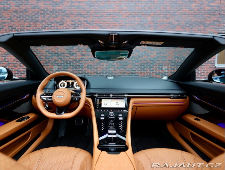 Aston Martin DB12 4.0 V8 Volante | Green m 2024