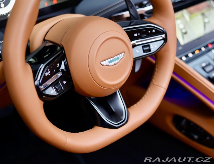 Aston Martin DB12 4.0 V8 Volante | Green m 2024