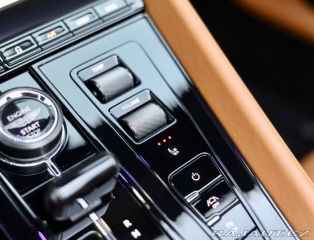 Aston Martin DB12 4.0 V8 Volante | Green m 2024