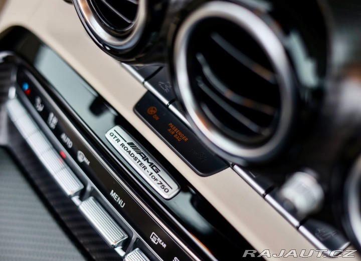 Mercedes-Benz AMG GT R Roadster | 1 z 750ks - 2021